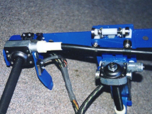 1994 Toyota Supra Twin Turbo - Close up view of the worm gears, tracks, ball bearings and limit switches.